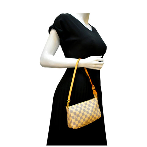 LOUIS VUITTON Pochette Damier Azur Accessoires Pouch White