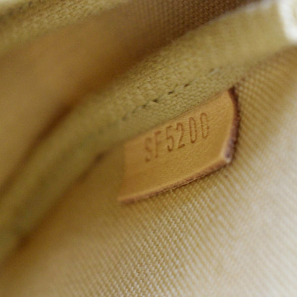 LOUIS VUITTON Mini Pochette Damier Azur Accessoires Pouch White