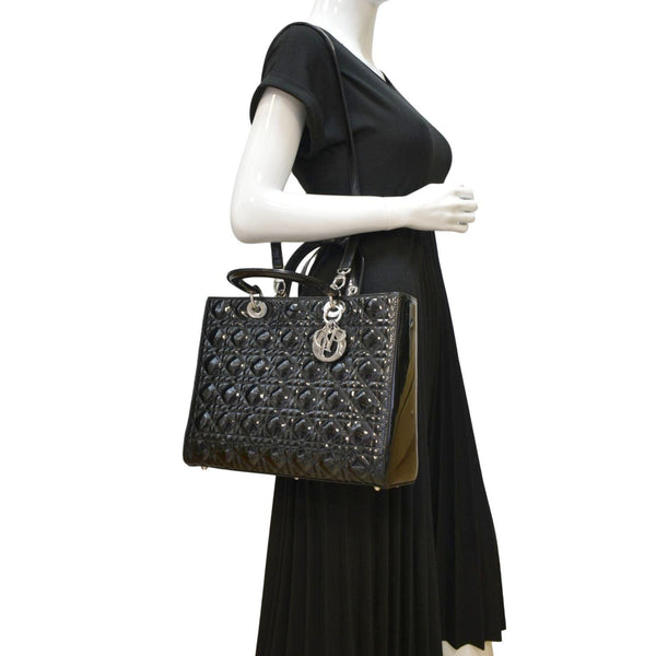 CHRISTIAN DIOR Lady Dior Large Quilted Patent Leather Shoulder Bag Black