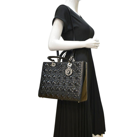 CHRISTIAN DIOR Lady Dior Large Quilted Patent Leather Shoulder Bag Black