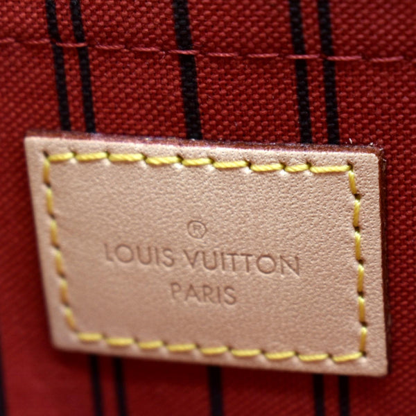 LOUIS VUITTON Neverfull Monogram Canvas Pochette Wristlet Pouch Cerise