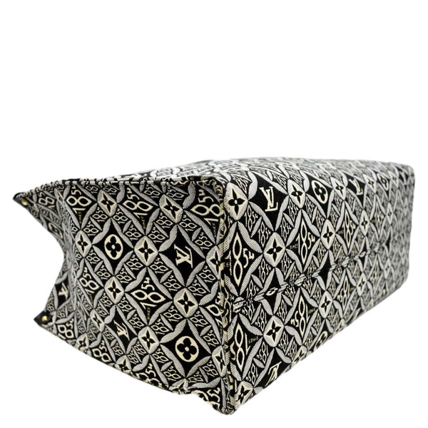 Left side view of LV Onthego GM Jacquard Tote Bag