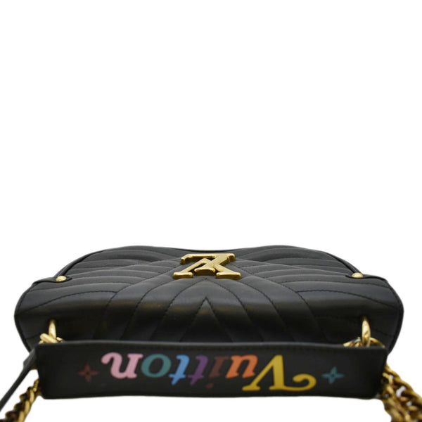 LOUIS VUITTON New Wave Chain MM Calfskin Leather Shoulder Bag Black