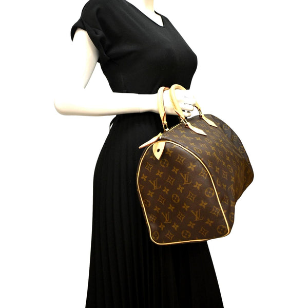 LOUIS VUITTON Speedy 35 Monogram Canvas Satchel Bag Brown