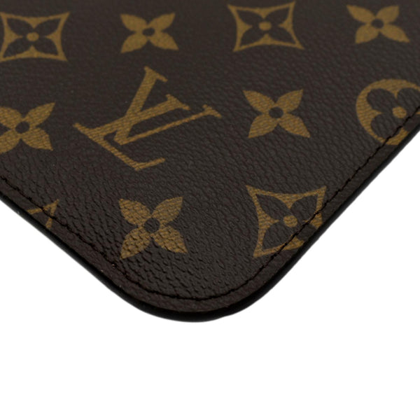 LOUIS VUITTON Neverfull Monogram Canvas Pochette Wristlet Pouch Cerise