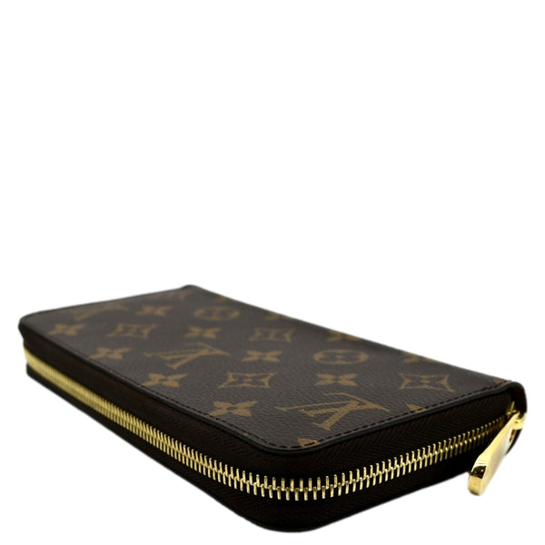 LOUIS VUITTON Monogram Canvas Zippy Wallet Brown