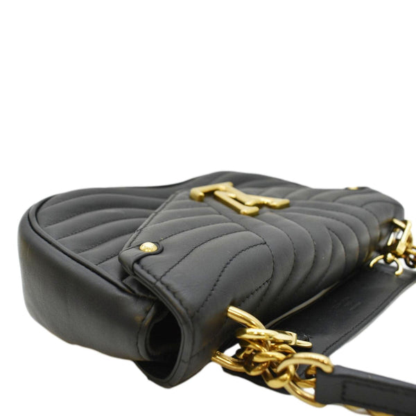 LOUIS VUITTON New Wave Chain MM Calfskin Leather Shoulder Bag Black