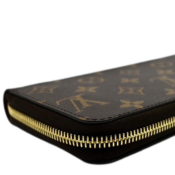 LOUIS VUITTON Monogram Canvas Zippy Wallet Brown