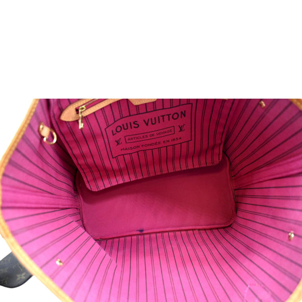 LOUIS VUITTON Neverfull MM Monogram Canvas Tote Bag Brown