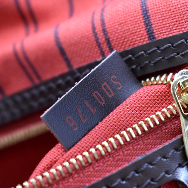 LOUIS VUITTON Delightful Damier Ebene Hobo Bag Brown