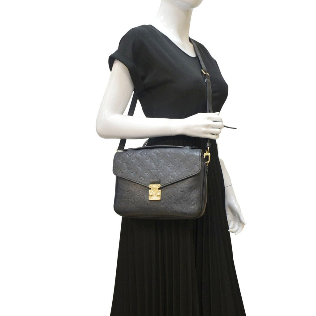 Louis Vuitton Handbags - LV Limited edition Pochette METIS Red & Black