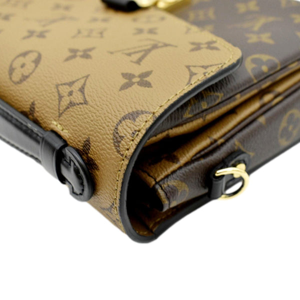 LOUIS VUITTON Metis Pochette Reverse Monogram Canvas Crossbody Bag Brown
