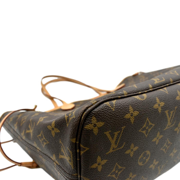 LOUIS VUITTON Neverfull MM Monogram Canvas Tote Bag Brown