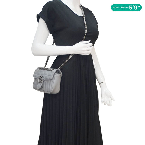 GUCCI GG Marmont Mini Matelassé Bag – Model Wearing