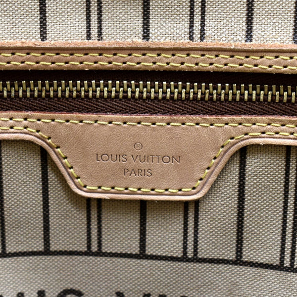 LOUIS VUITTON Neverfull MM Monogram Canvas Tote Bag Brown