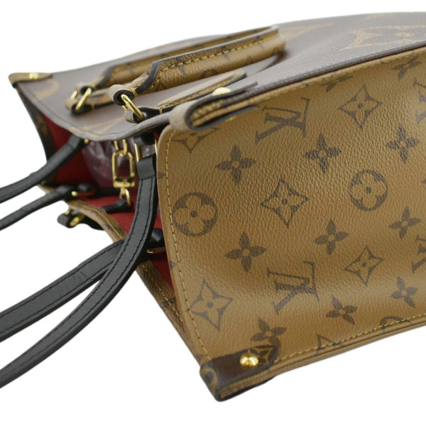 LOUIS VUITTON Onthego MM Giant Monogram Canvas Tote Shoulder Bag Brown