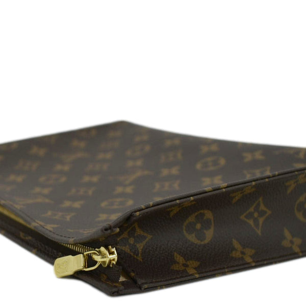 LOUIS VUITTON Toiletry 26 Monogram Canvas Cosmetic Pouch Brown