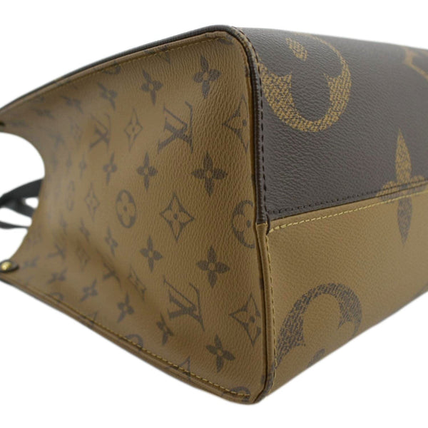 LOUIS VUITTON Onthego MM Giant Monogram Canvas Tote Shoulder Bag Brown