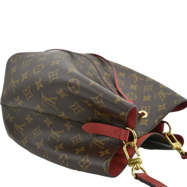 LOUIS VUITTON Neonoe Monogram Canvas Shoulder Bag Poppy