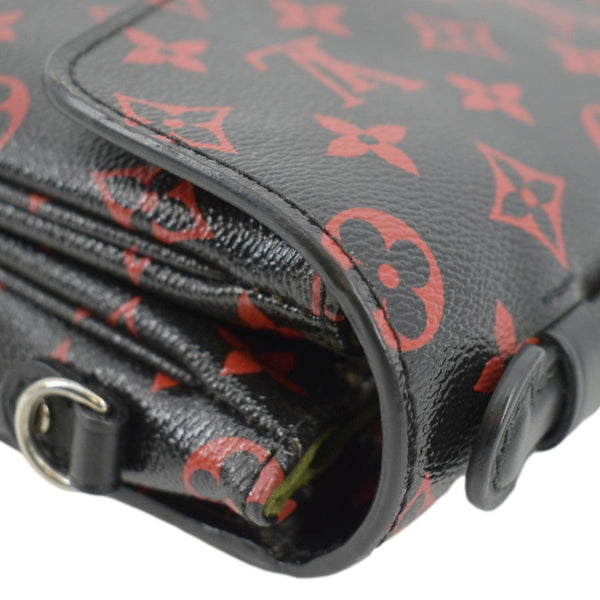 LOUIS VUITTON Metis Pochette Monogram Infrarouge Crossbody Bag Glossy Red