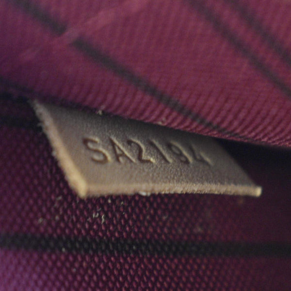 LOUIS VUITTON Neverfull Monogram Canvas Pochette Wristlet Pouch Cerise