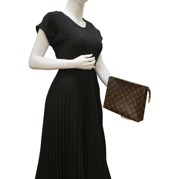 LOUIS VUITTON Toiletry 26 Monogram Canvas Cosmetic Pouch Brown