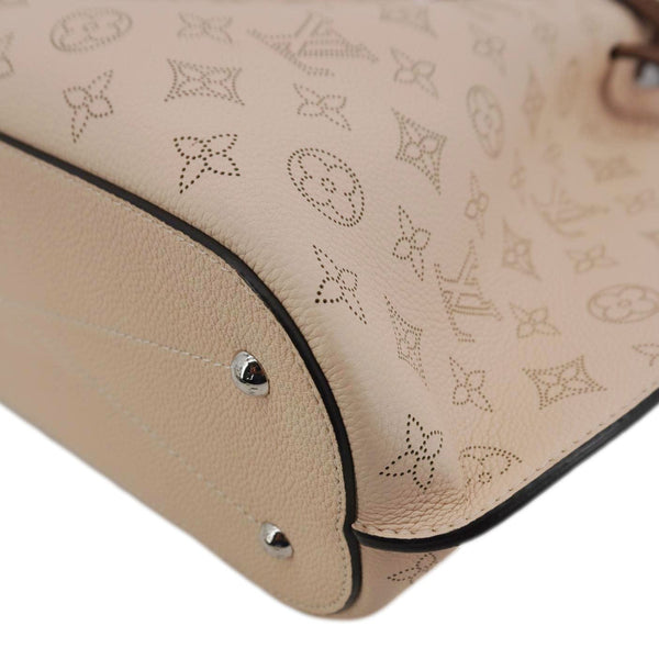 LOUIS VUITTON Girolata Monogram Mahina Leather Shoulder Bag Peach