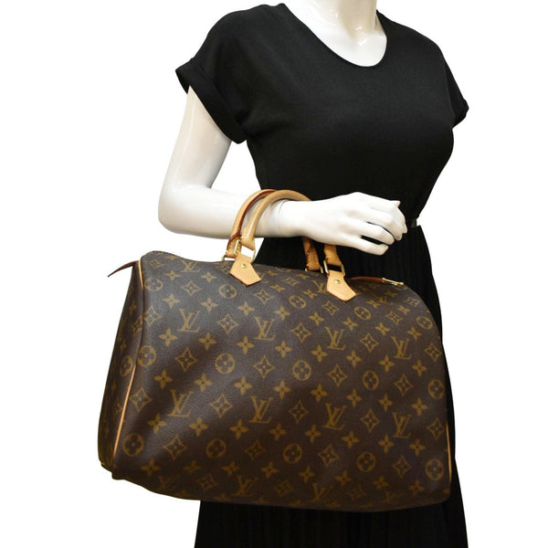 LOUIS VUITTON Speedy 35 Monogram Canvas Satchel Bag Brown