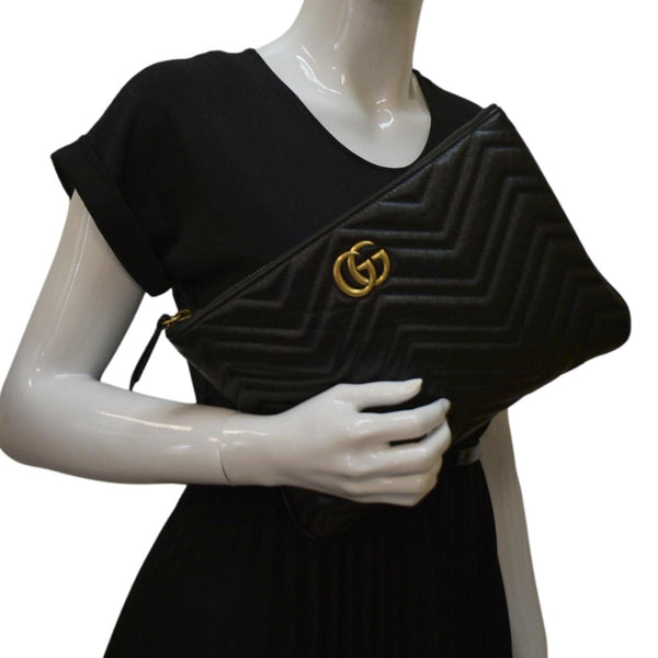 GUCCI GG Marmont Matelasse Chevron Leather Pouch Black 525541