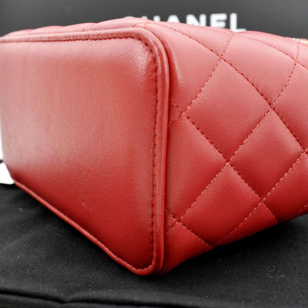CHANEL Vanity Case Quilted Leather Crossbody Bag Red