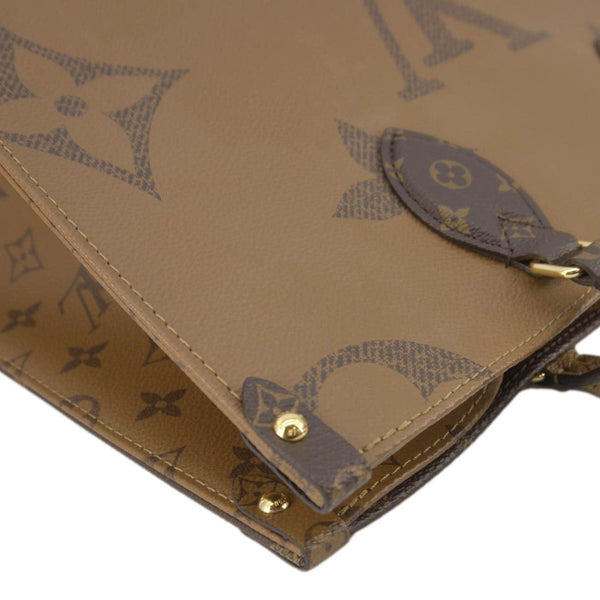 LOUIS VUITTON Onthego MM Giant Monogram Canvas Tote Shoulder Bag Brown