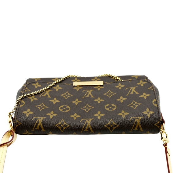 LOUIS VUITTON Favorite MM Monogram Canvas Crossbody Bag Brown