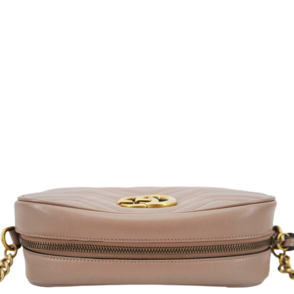 GUCCI GG Marmont Small Matelasse Camera Bag – Close Zip View