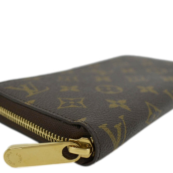 LOUIS VUITTON Monogram Canvas Zippy Wallet Brown