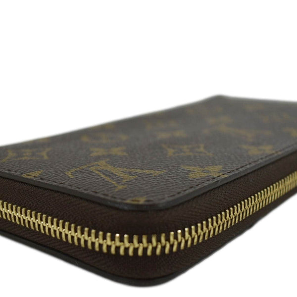 LOUIS VUITTON Monogram Canvas Zippy Wallet Brown