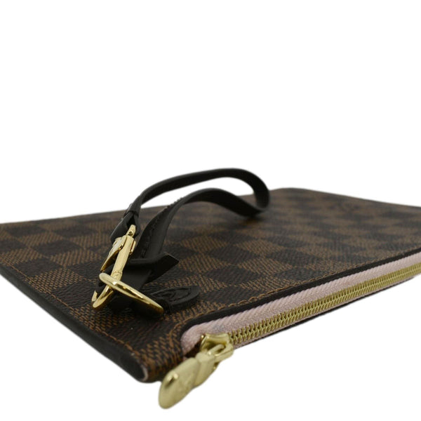 LOUIS VUITTON Neverfull Damier Ebene Pochette Wristlet Pouch Rose Ballerine