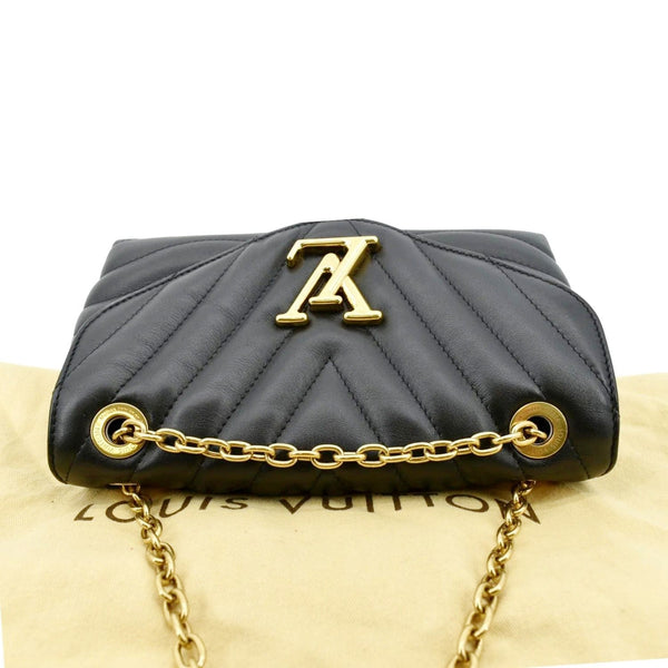 LOUIS VUITTON New Wave Chain Leather Crossbody Bag Black