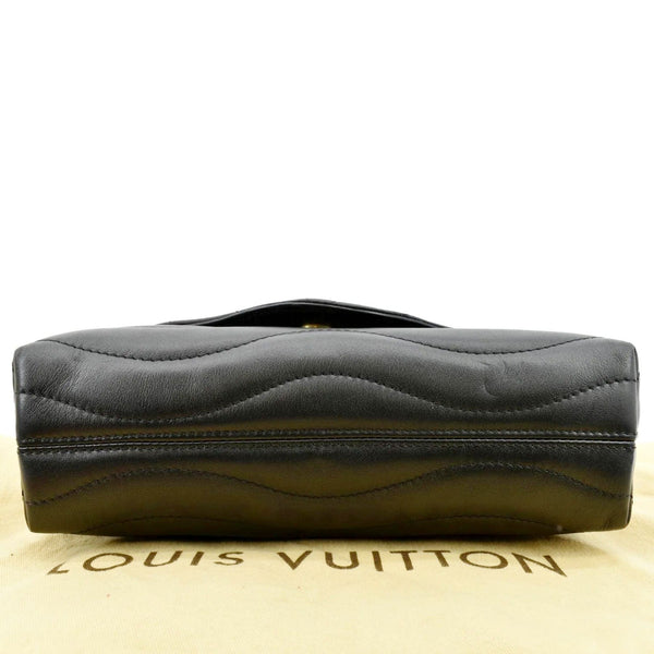 LOUIS VUITTON New Wave Chain Leather Crossbody Bag Black