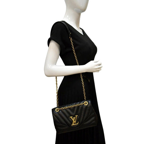 LOUIS VUITTON New Wave Chain Leather Crossbody Bag Black