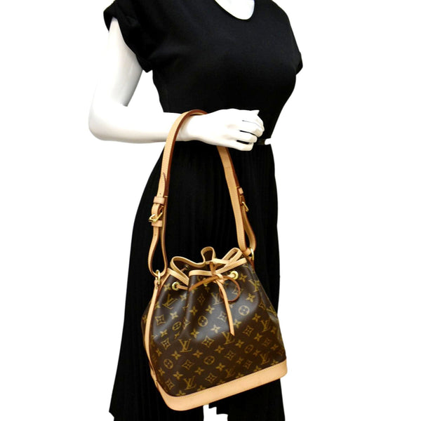 LOUIS VUITTON Petit Noe NM Monogram Canvas Shoulder Bag Brown