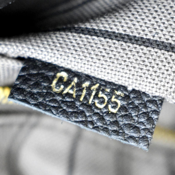 LOUIS VUITTON Artsy MM Empreinte Leather Hobo Bag Black