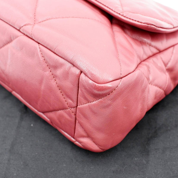 CHANEL 19 Quilted Lambskin Leather Flap Shoulder Bag Red