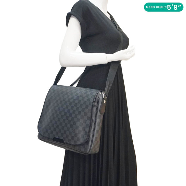 LOUIS VUITTON Daniel MM Damier Graphite Messenger Bag Black