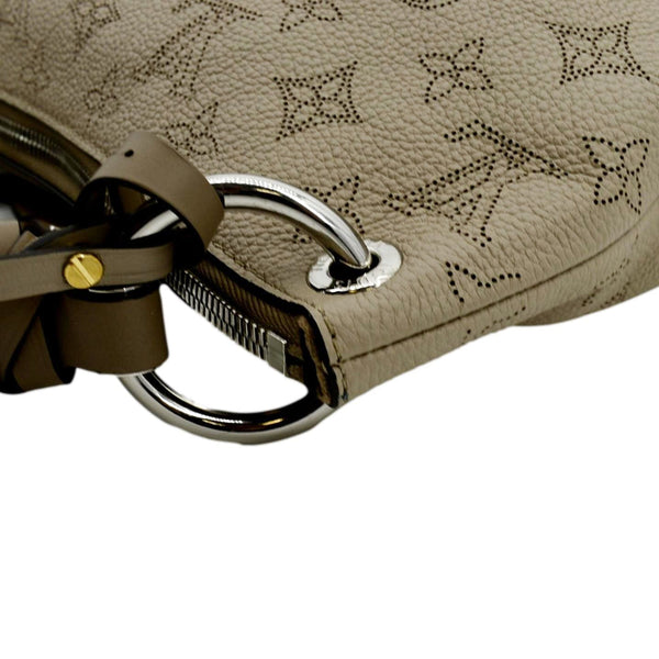 LOUIS VUITTON Beaubourg Mahina MM Leather Hobo Shoulder Bag Beige