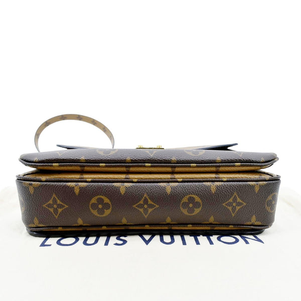 LOUIS VUITTON Metis Pochette Reverse Monogram Canvas Crossbody Bag Brown