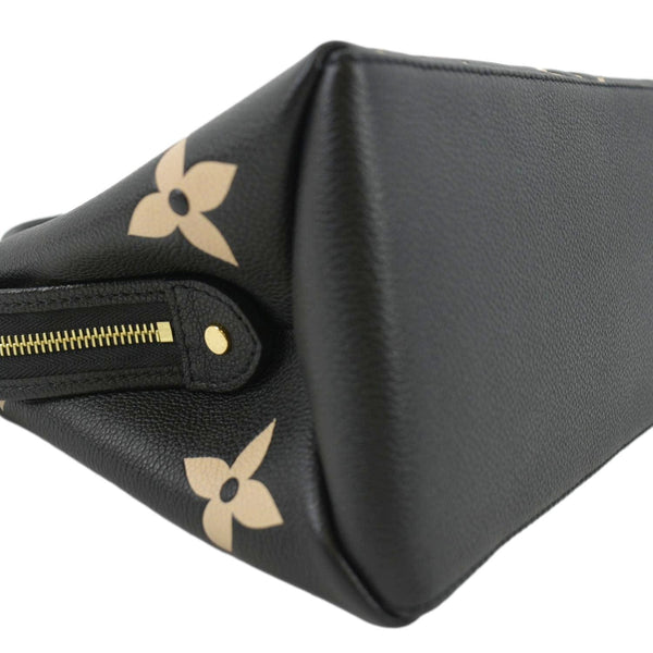 LOUIS VUITTON Petit Palais Embossed Leather Shoulder Bag Bicolor