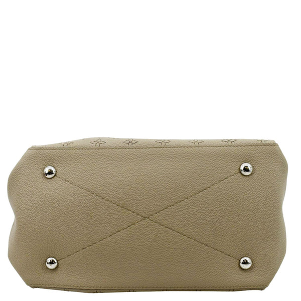 LOUIS VUITTON Beaubourg Mahina MM Leather Hobo Shoulder Bag Beige
