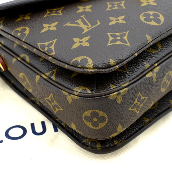 LOUIS VUITTON Metis Pochette Monogram Canvas Crossbody Bag Brown