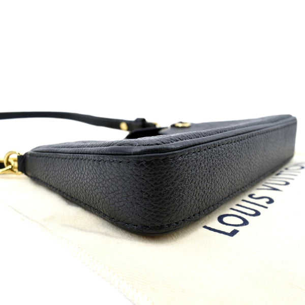 LOUIS VUITTON Easy Pouch on Strap Monogram Shoulder Bag.