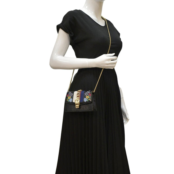 GUCCI Sylvie Super Mini Embroidered Leather Crossbody Chain Wallet Black 494646